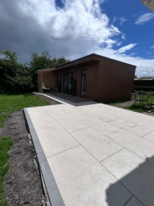 Bespoke garden room by Outdoor Design, Dublin (1)