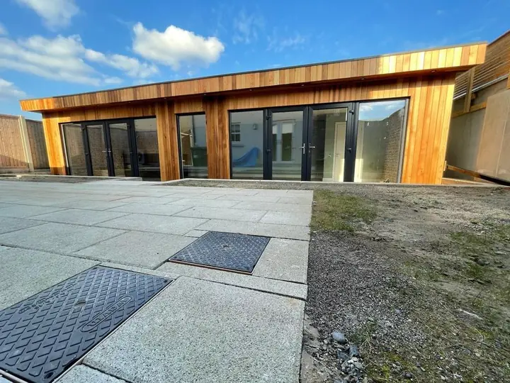 Bespoke garden room by Outdoor Design, Dublin (30)