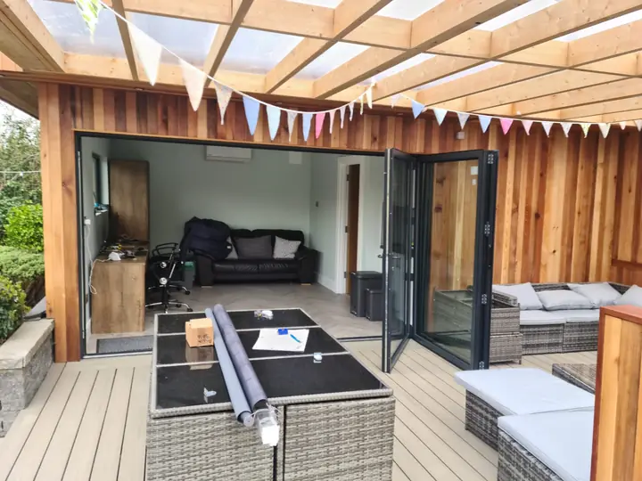 Pergola and outdoor kitchen by Outdoor Design, Dublin (1)