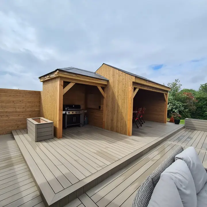 Pergola and outdoor kitchen by Outdoor Design, Dublin (5)