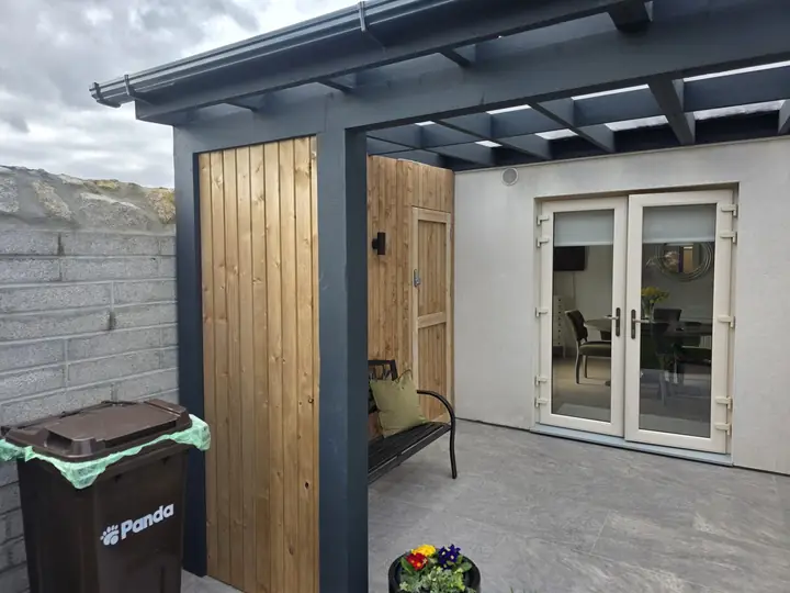 Pergola and outdoor kitchen by Outdoor Design, Dublin (17)