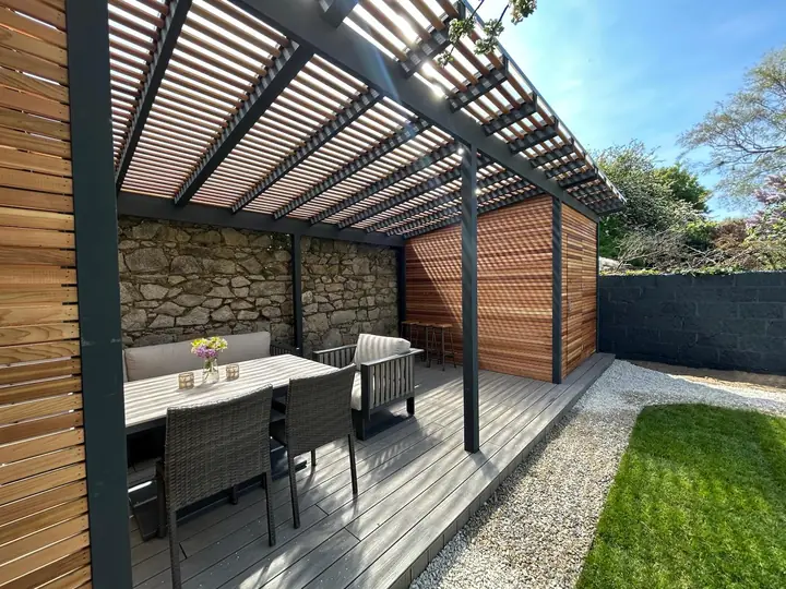 Pergola and outdoor kitchen by Outdoor Design, Dublin (33)