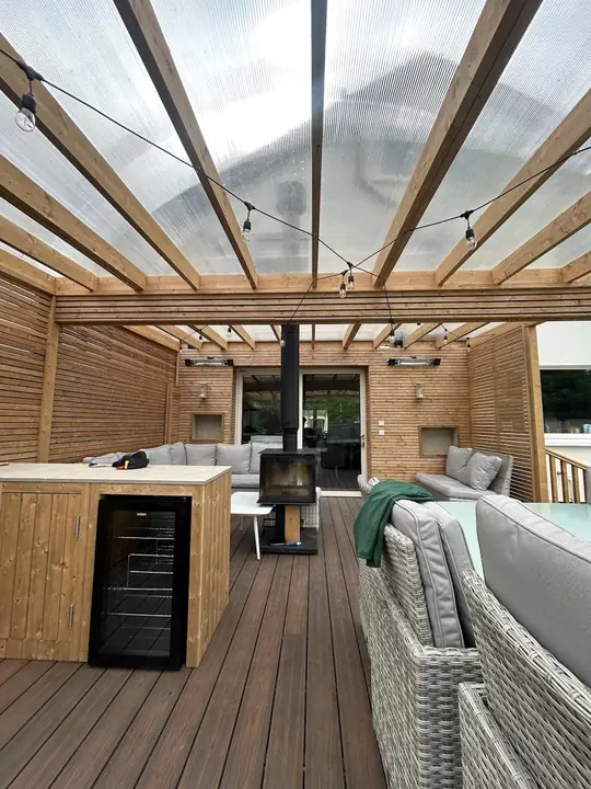 Pergola and outdoor kitchen by Outdoor Design, Dublin (35)