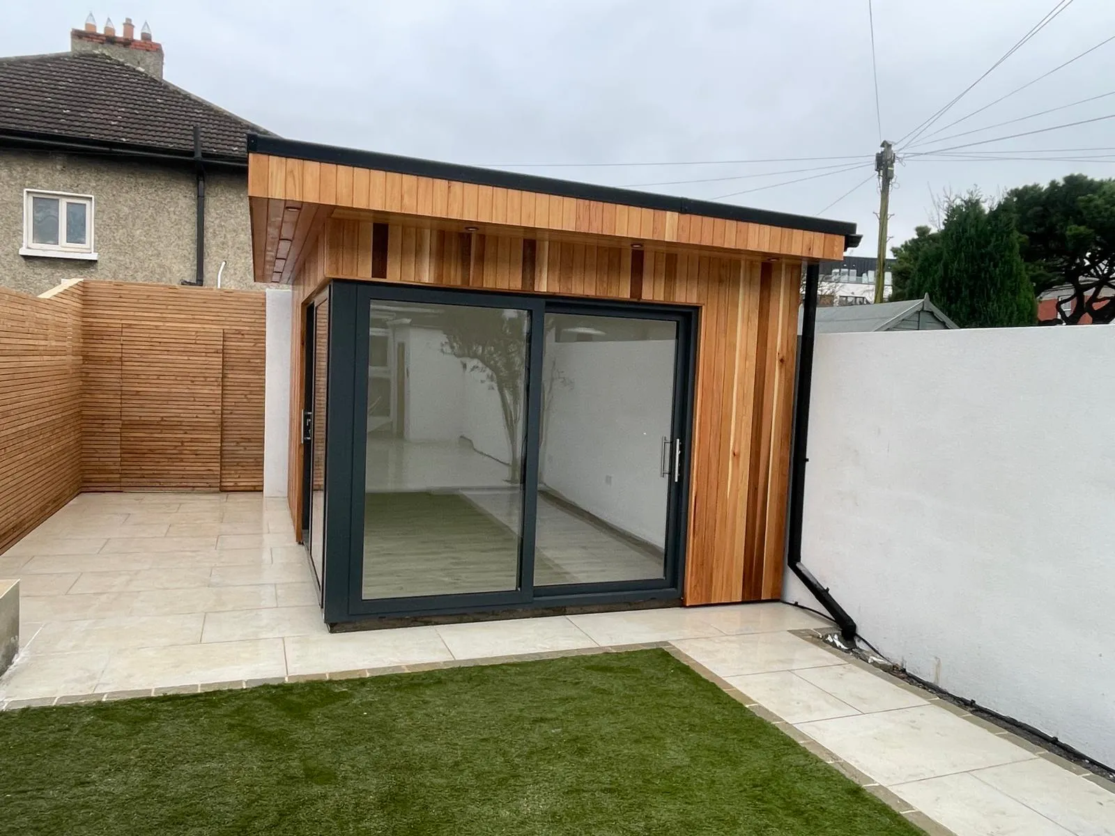 Cedar-clad garden office, Drogheda, Co. Louth